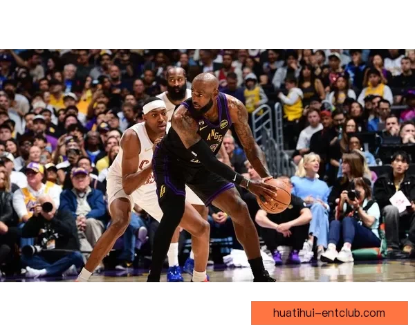 湖人骑士首发对决詹姆斯冲历史总胜场王东契奇复出迎战哈登焦点之夜